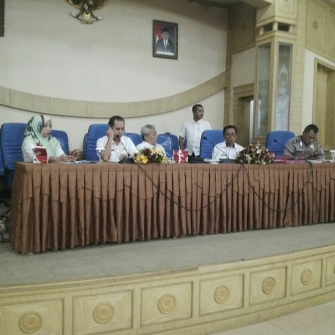 PILKADES. Sidang penyelesaian kasus Pilkades di Sarolangun 